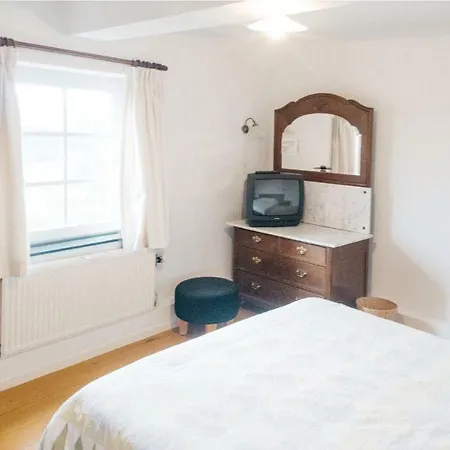 Seven-bedroom In Casa de Férias *